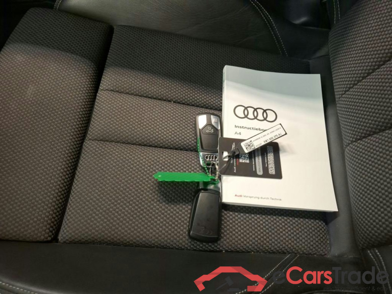 Audi A4 Limousine 40 TFSI S tronic S Edition Head-Up-Display + Pano #4