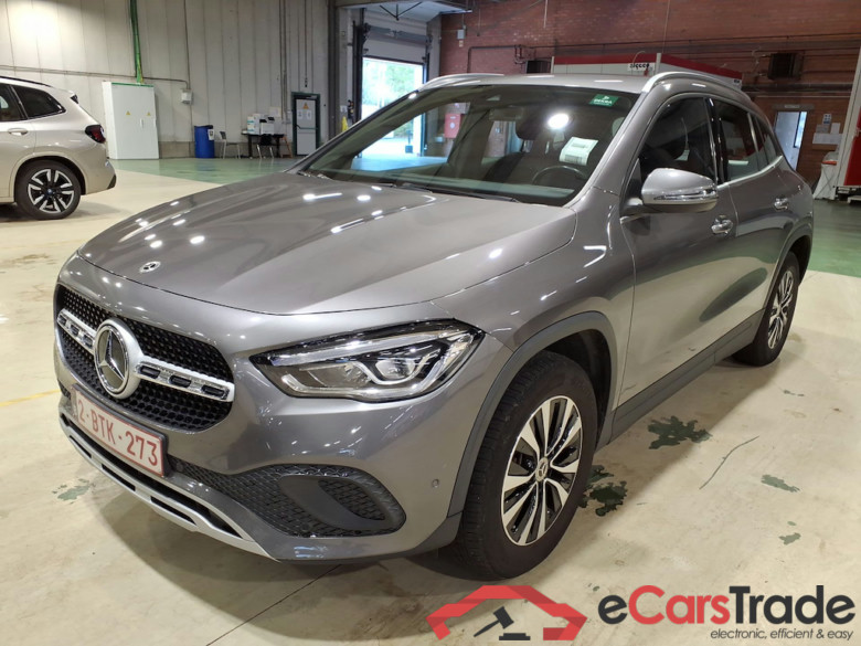 MERCEDES-BENZ GLA 1.3 GLA 250 E DCT BUSINESS SOLUTION