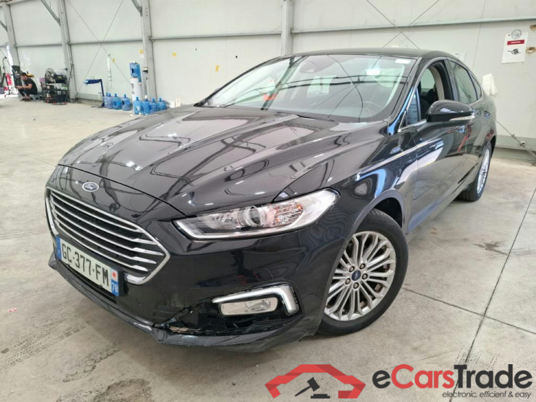 Ford Mondeo Titanium 2.0i Hybrid Navi KeylessGo Klima PDC ...
