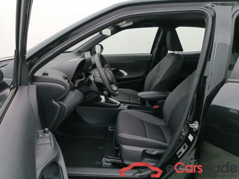 Toyota Yaris Cross 1.5 VVT-ie Hybrid Dynamic Plus CVT 5d #3