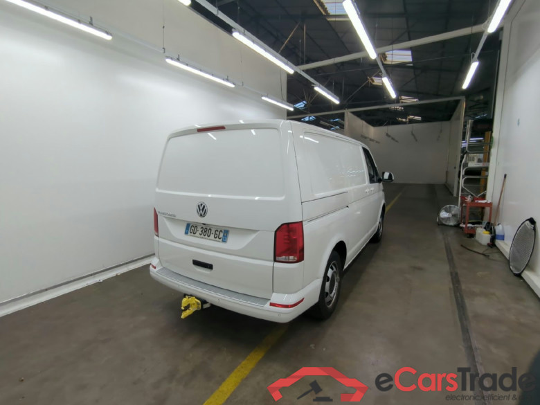 VOLKSWAGEN Transporter / 2019 / 4P / Fourgon tôlé 2.0 TDi 150 DSG7 L1H1 Business Line Plus #4