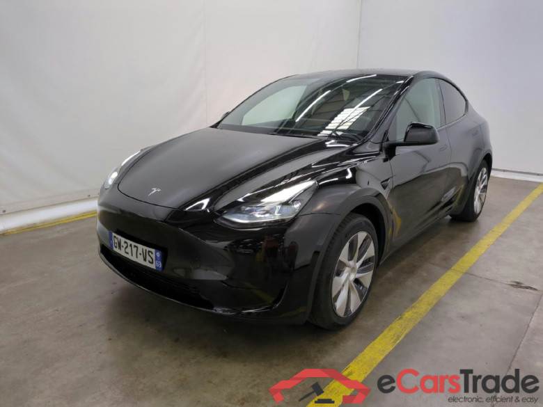 TESLA Model Y / 2021 / 5P / SUV RWD