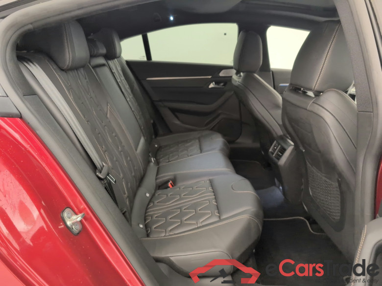 Peugeot 508 GT Hybrid 225 e-EAT8 #1