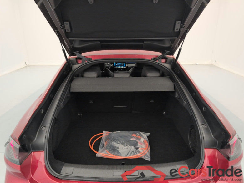 Peugeot 508 GT Hybrid 225 e-EAT8 #2