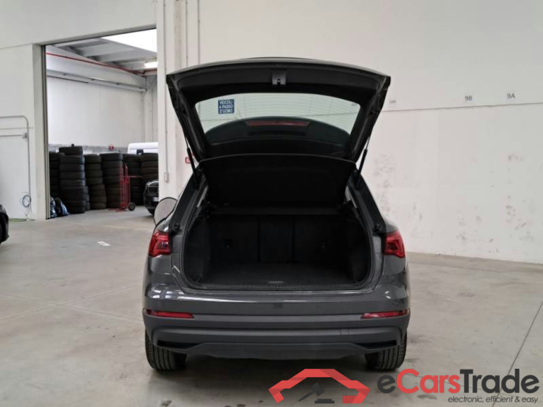 AUDI Q3 / 2018 / 5P / SUV 35 TDI S tronic Business #5