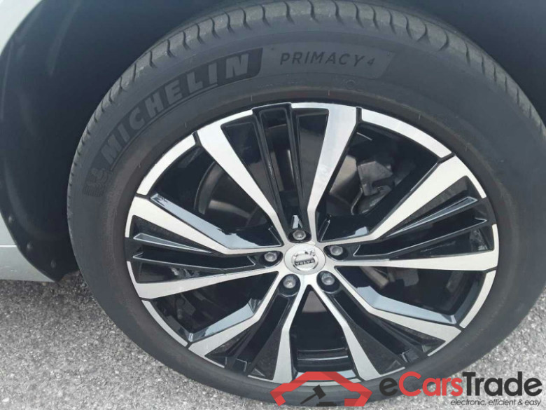 Volvo XC60 (03.2017->) DE - SUV5 B5 (Benzin) AWD EU6d, Ultra Dark Mild-Hybrid, (Facelift) 2023 - 2024 #2