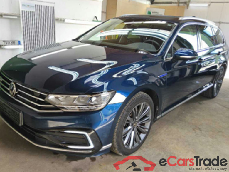VW Passat Variant 1.4 TSI Plug-In-Hybrid DSG GTE 5d 115kW
