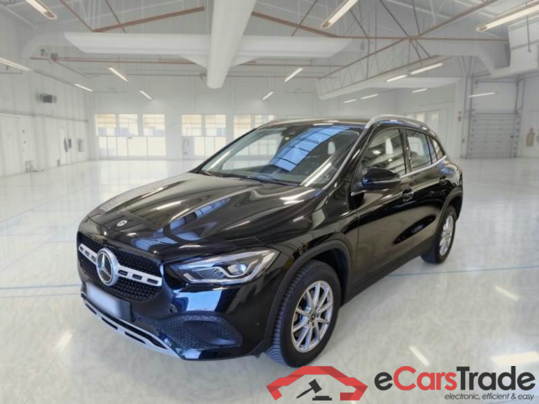 MERCEDES-BENZ GLA / 2020 / 5P / CROSSOVER GLA 180 D AUTOMATIC BUSINESS EXTRA #1