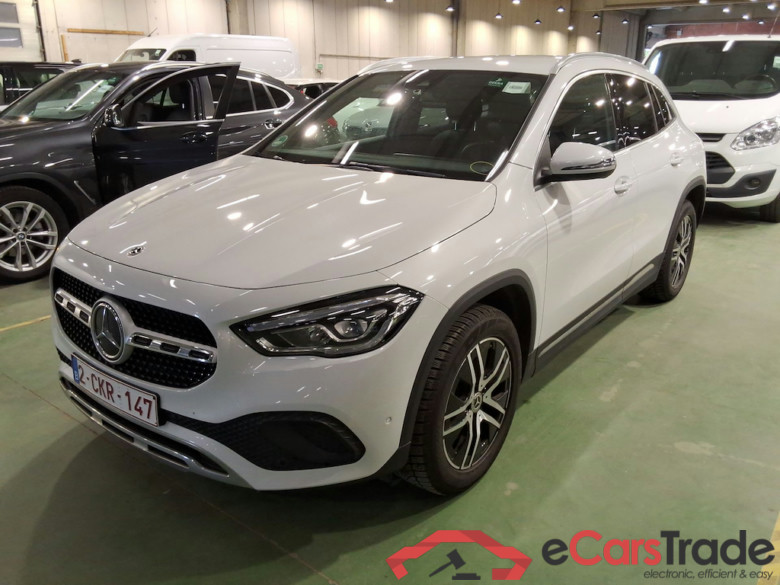 MERCEDES-BENZ GLA 1.3 GLA 250 E DCT BUSINESS SOLUTION