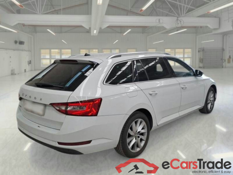 SKODA SUPERB WAGON / 2019 / 5P / STATION WAGON 2.0 TDI EVO 110KW EXECUTIVE DSG #2
