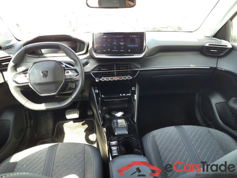 PEUGEOT 208  PEUGEOT 208  Allure Hybrid 110 ch e-DCS6 + pack access #4