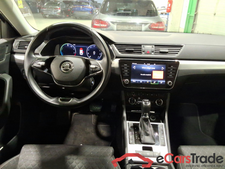 SKODA Superb 1.4 TSI PHEV 160KW DSG6 CLEVER #6