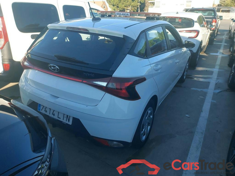 HYUNDAI i20 / 2020 / 5P / berlina con portón 1.0 TGDI 74kW (100CV) 48V Essence #2