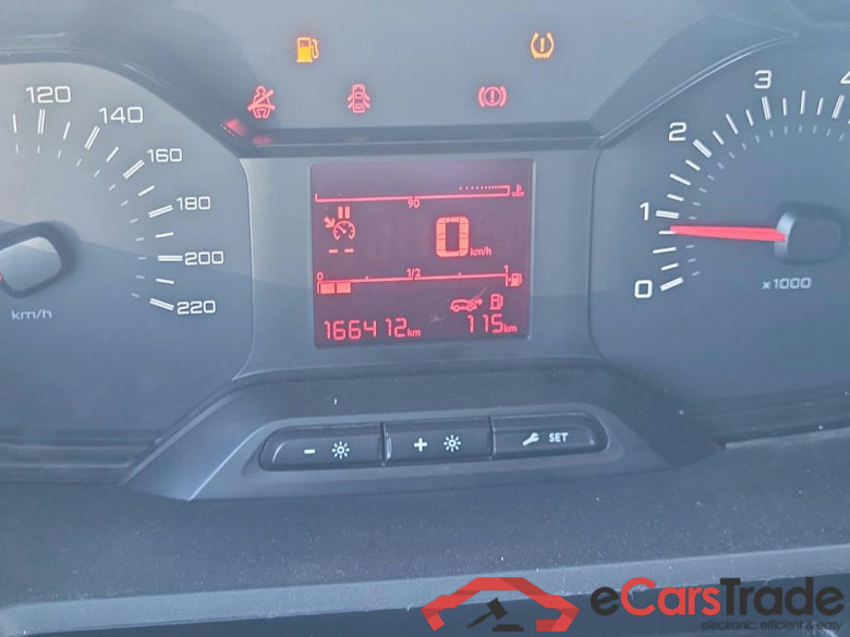 PEUGEOT Partner / 2018 / 3P / furgón derivado de turismo Pro Standard 600kg BlueHDi 73kW #5