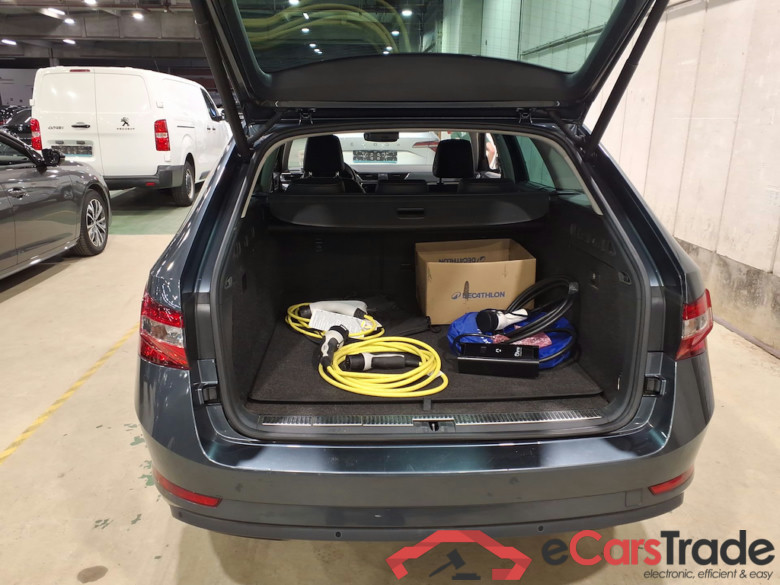 SKODA SUPERB COMBI 1.4 TSI PHEV 160KW DSG6 CLEVER+ #3