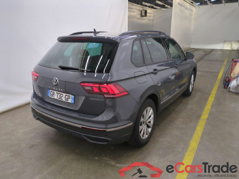 VOLKSWAGEN Tiguan / 2020 / 5P / SUV 1.5 TSI 150 DSG7 Life Busines #3