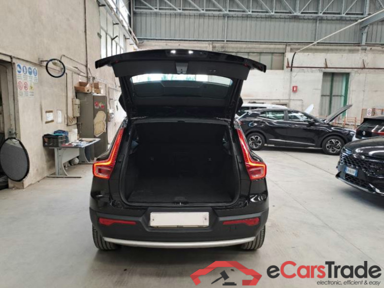 VOLVO XC40 / 2021 / 5P / Fuoristrada T4 Recharge Plug-in auto Core N1 #5