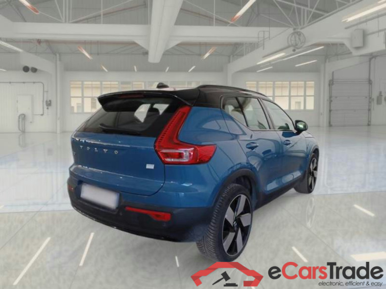 VOLVO XC40 / 2021 / 5P / SUV Recharge Plus #2