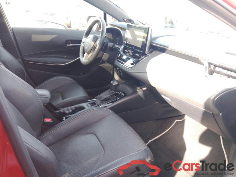 TOYOTA Corolla / 2019 / 5P / familiar 2.0 180H ADVANCE LUXURY TOURING SPORT #6