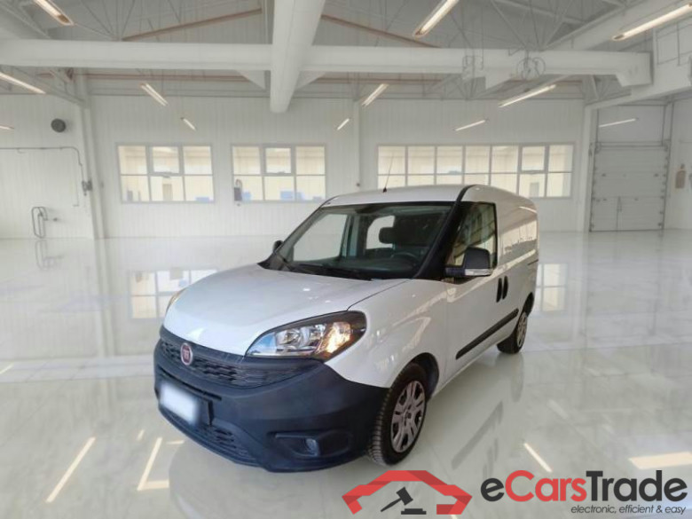 FIAT DOBLÒ CARGO / 2014 / 4P / VETT. FURGONATA CH1 LOUNGE 1.6 MJET 90CV E6D-F SeS
