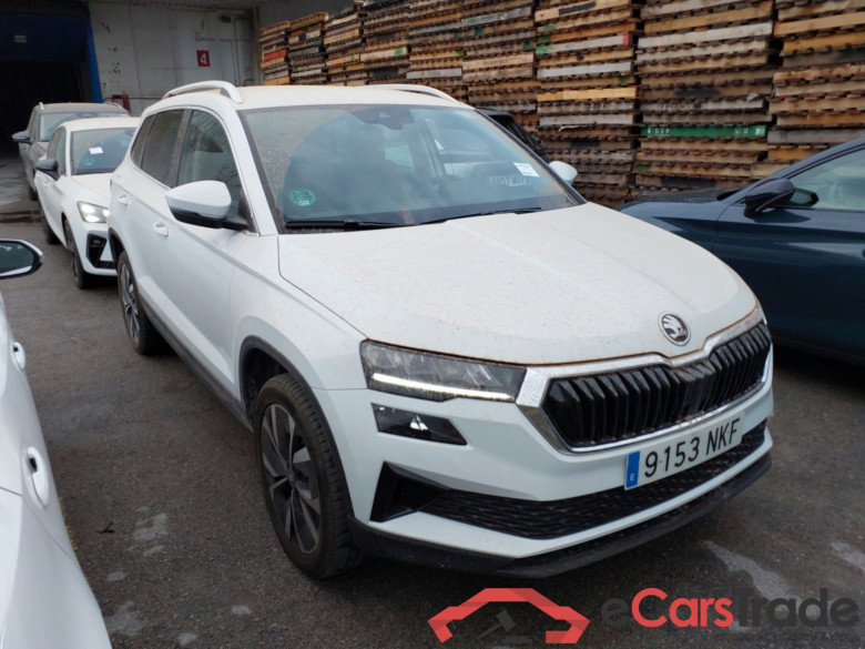 SKODA Karoq 1.5 TSI 110 kW 150CV DSG 7 vel automatico Plus