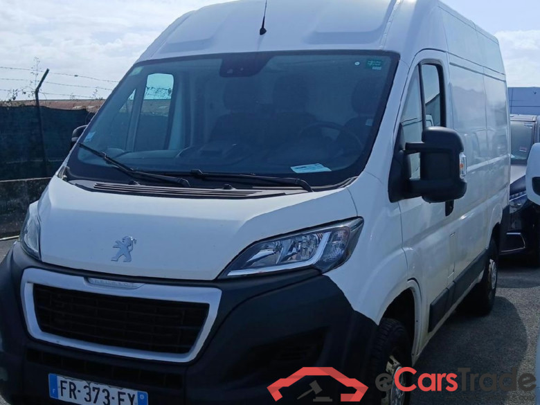 PEUGEOT Boxer / 2014 / 4P / Fourgon tôlé BlueHDi 120 S&S ASPHALT 333 L1H2 #1