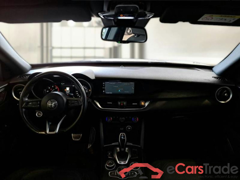 ALFA ROMEO STELVIO / 2017 / 5P / SUV 2.2 TD 160 CV SUPER BUSINESS AT8 RWD #3