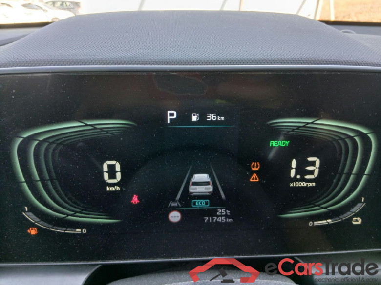 KIA Niro / 2022 / 5P / crossover 1.6 GDi HEV 104kW (141CV) Drive #4