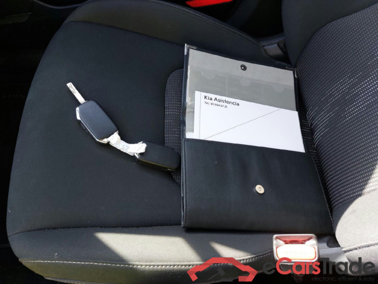 KIA Sportage / 2022 / 5P / todoterreno 1.6 T-GDi MHEV 110kW (150CV) Drive 4x2 #5