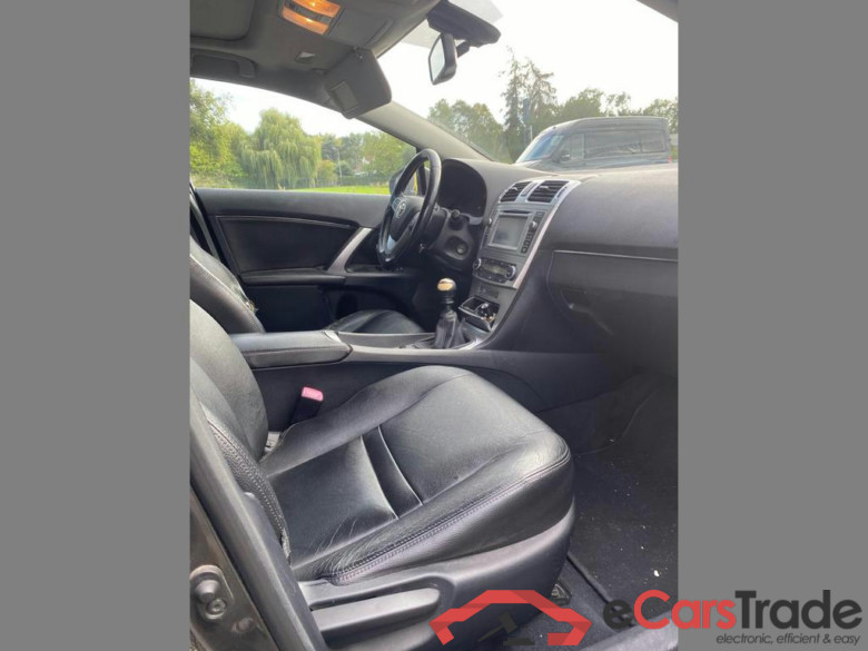 TOYOTA Avensis SW Dsl Avensis SW 2.0 D-4D Active #6