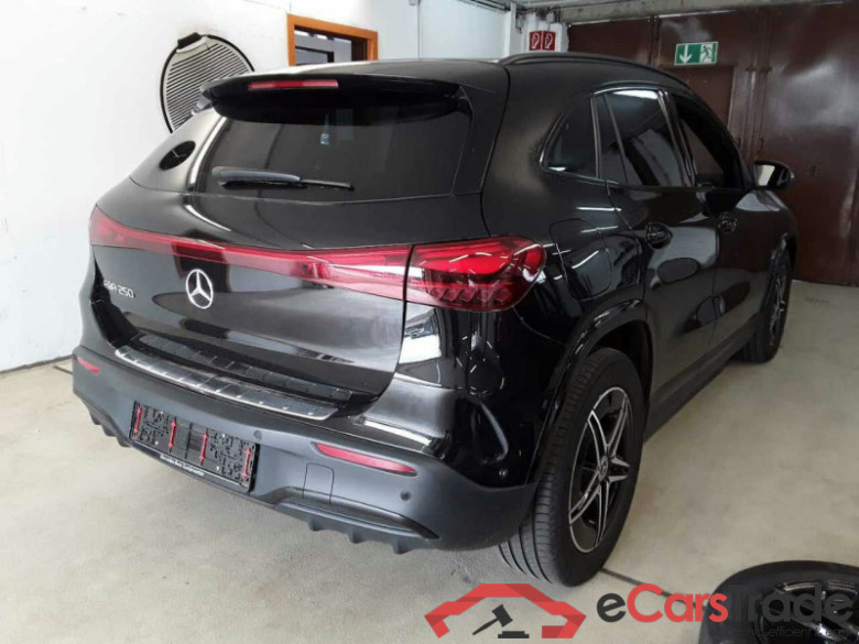 Mercedes-Benz EQA 250  #4
