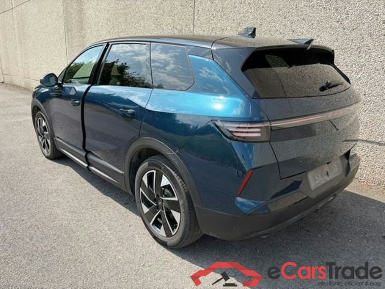 Opel Grandland GS-LINE 1.2-litre mild-hybrid petrol 145 hp #3