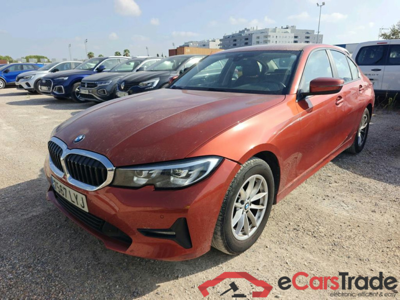 BMW Serie 3 / 2018 / 4P / sedán 318d Auto. #1