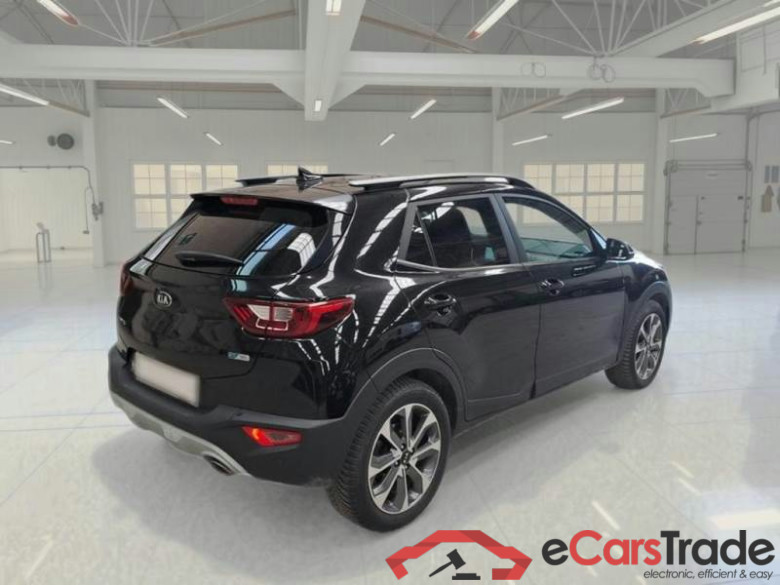 KIA STONIC / 2017 / 5P / SUV 1.4 GPL ENERGY #2