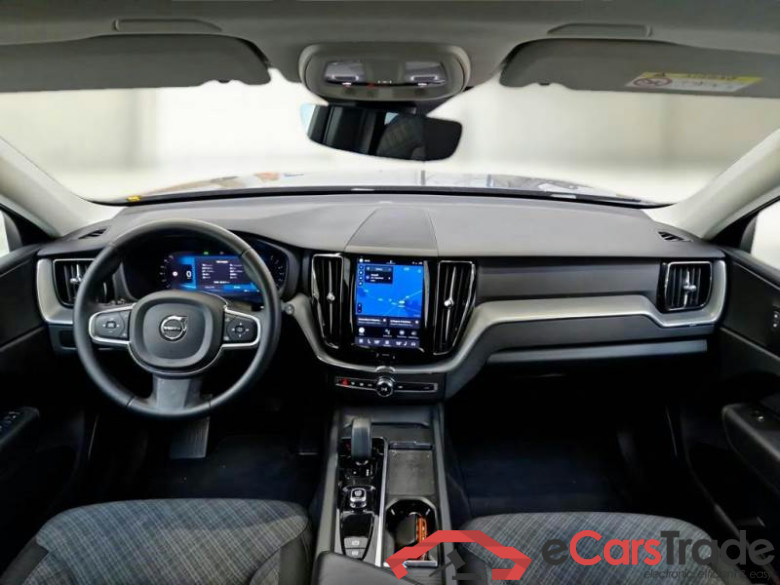 VOLVO XC60 / 2021 / 5P / SUV B4 D AUTOMATICO CORE #3