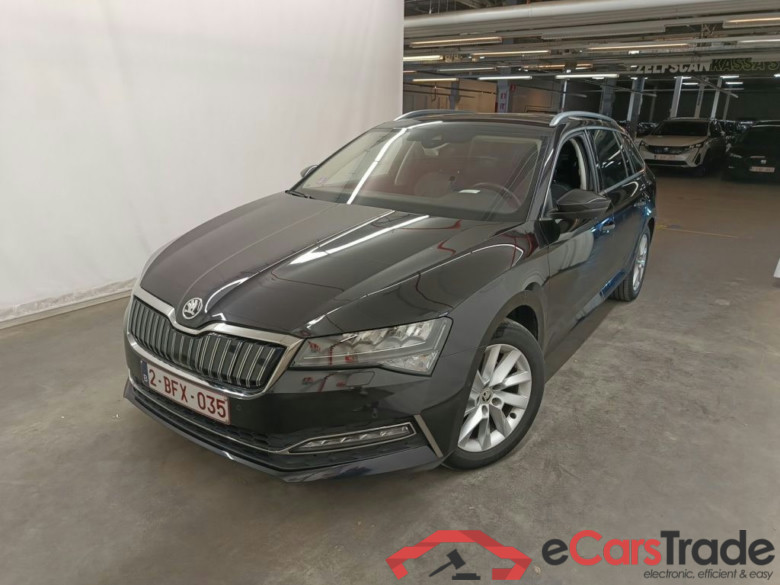 Skoda Superb Combi 1.4 TSI iV 160kW DSG6 Clever+ 5d #1