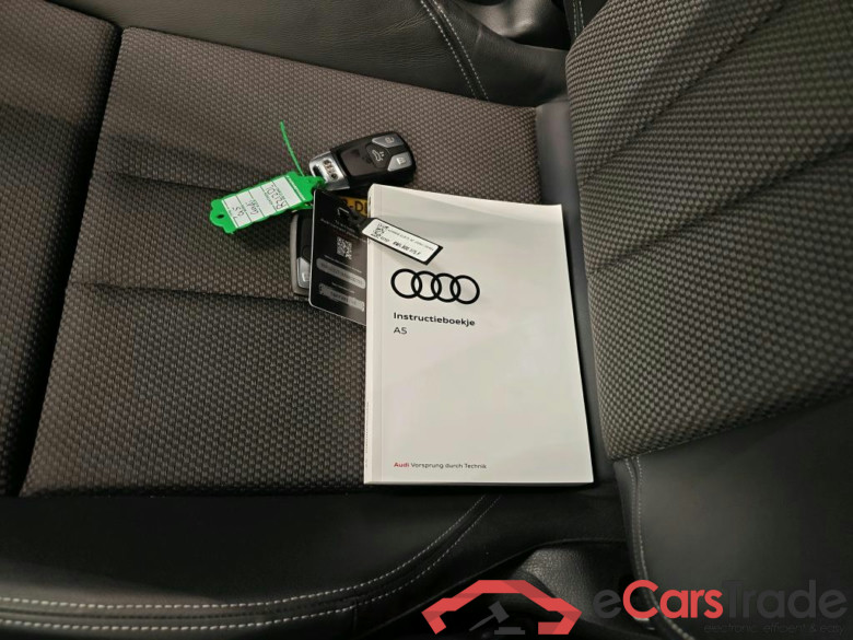 Audi A5 Sportback 35 TFSI S tronic S Edition Competition 5d #4