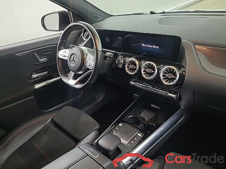 MERCEDES-BENZ GLA GLA 200 DCT 5D 120kW #6