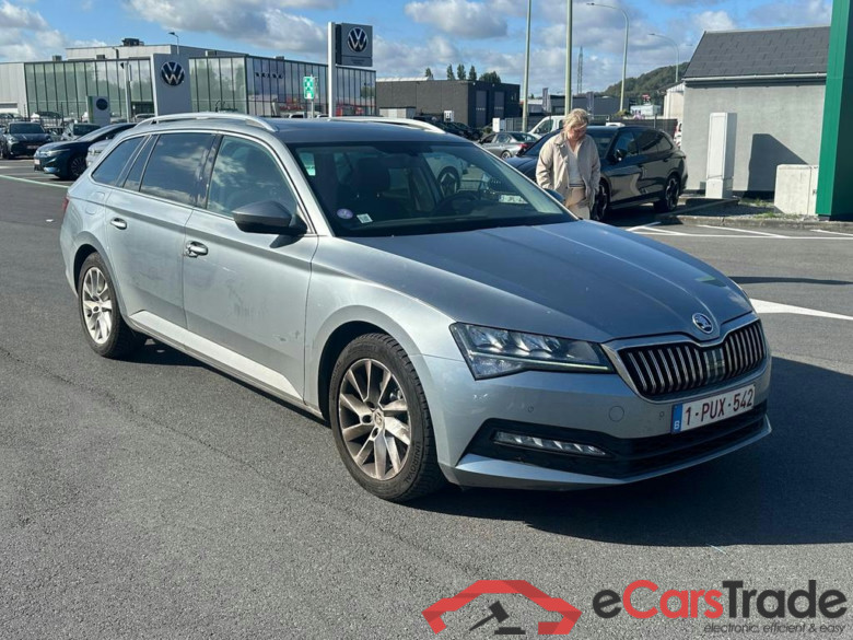 SKODA Superb Combi Superb Wagon Ambition 1,5 TSI 110 kW 7-speed automat. #1