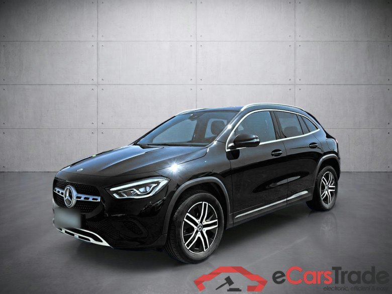 Mercedes-Benz GLA Business Line 2.0 200 163 7G-DCT #1