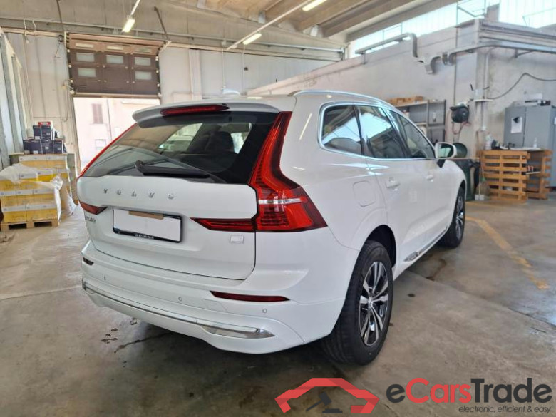 VOLVO XC60 / 2021 / 5P / SUV T6 PLUG-IN AWD AUTO CORE #2