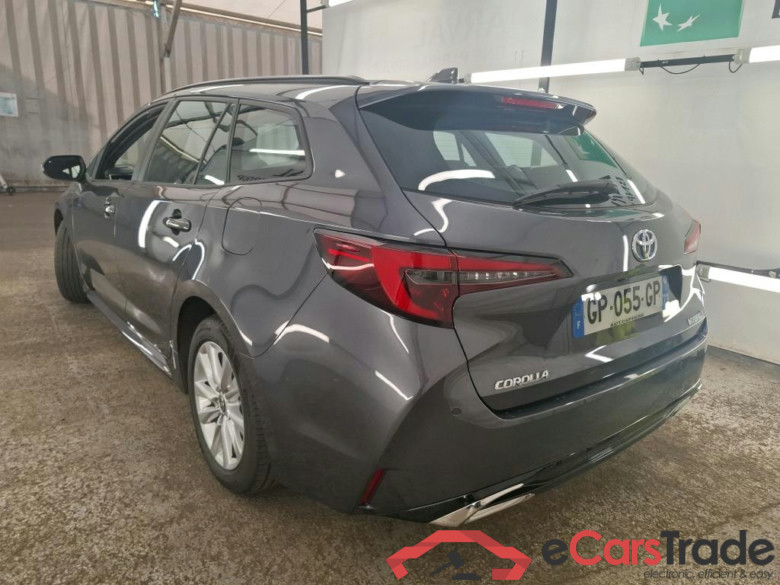 TOYOTA Corolla Touring Sports / 2018 / 5P / Break Hybride 122h Dynamic Business Beyond Zer #2