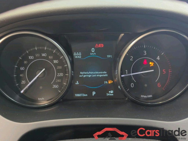 E-PACE AWD 2.0 132KW AT9 E6dT #5