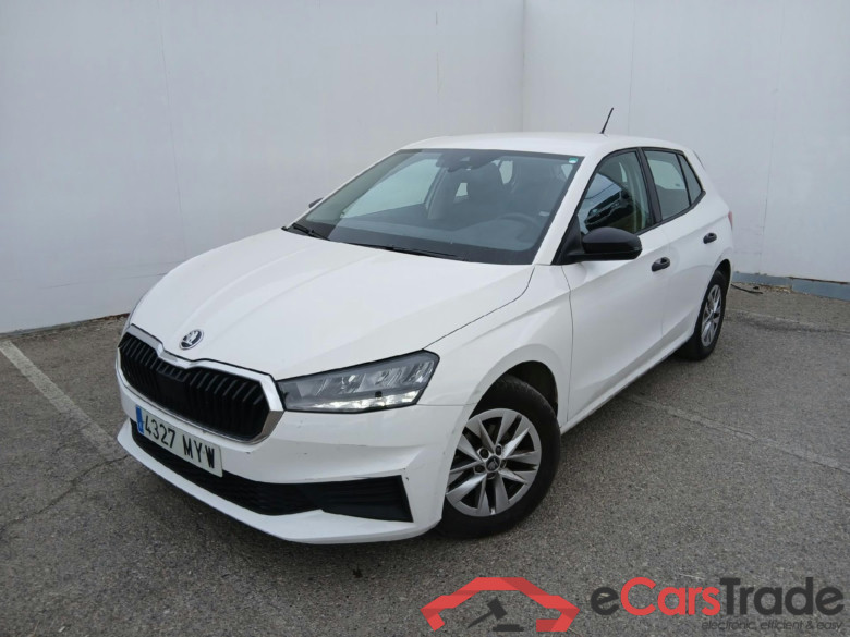 Fabia Essence 1.0 TSI 95CV MT5 6E #1