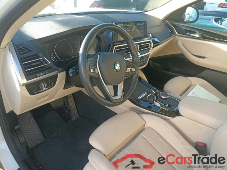 BMW X4 / 2021 / 5P / todoterreno xDrive20i xLine #3