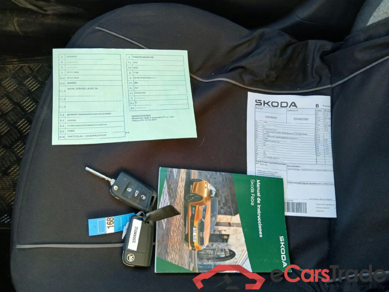 Fabia Essence 1.0 TSI 95CV MT5 6E #5