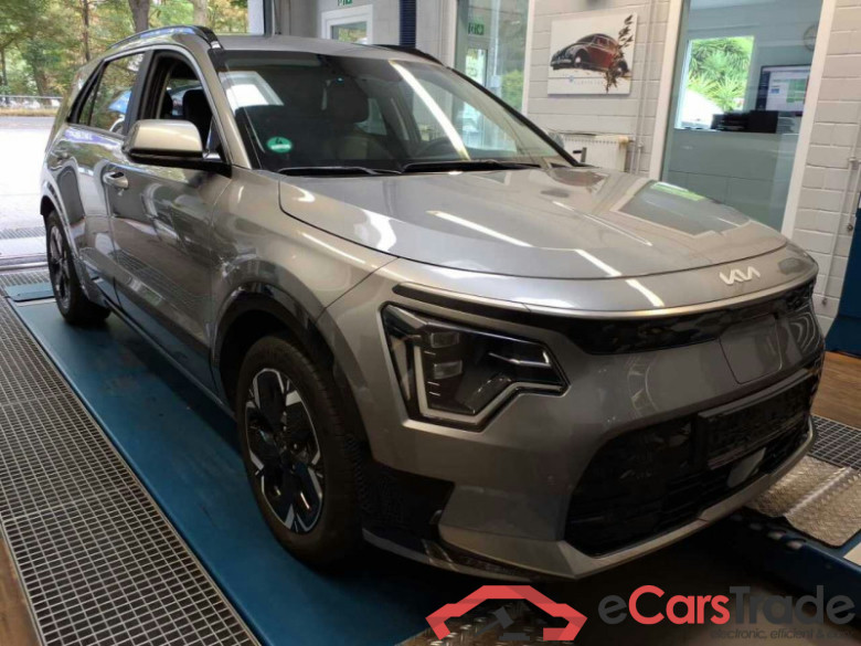 Kia Niro (SG2)(2022->) DE - SUV5, Spirit (64,8kWh), 2022 - 2022