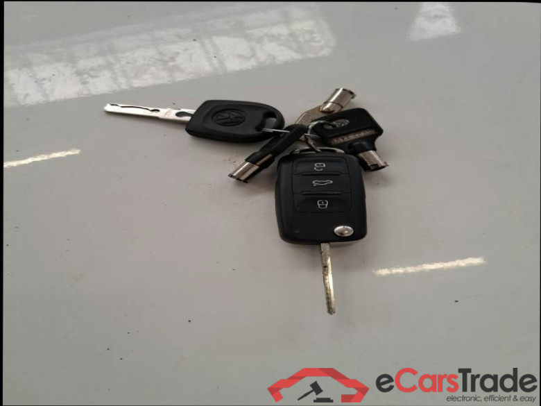 VOLKSWAGEN CADDY / 2015 / 4P / VETT. FURGONATA 2.0 TDI 122CV EURO6 4MOTION VAN