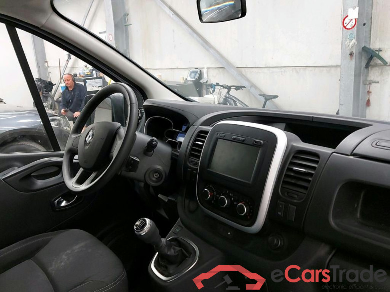 RENAULT - REN TRAFIC dCi 146PK Grand Confort Pack Q Tech L2H2 #3