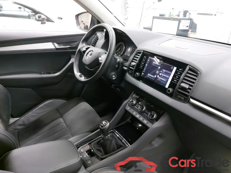 SKODA - SKO KAROQ TSI 110PK Clever Pano Roof * PETROL * #3